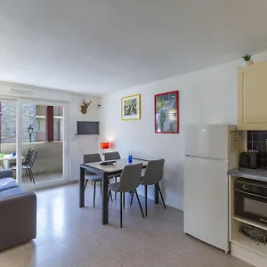 Appt 4 Pers Equipe, Hypercentre Village, Fibre, Garage, Linge Fourni Appartement