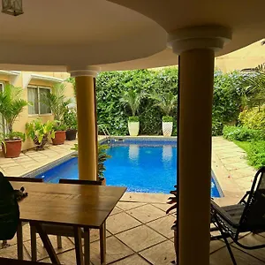  Villa Two Bedroom With Private Swimming Pool And Garden In Almadies Sénégal
